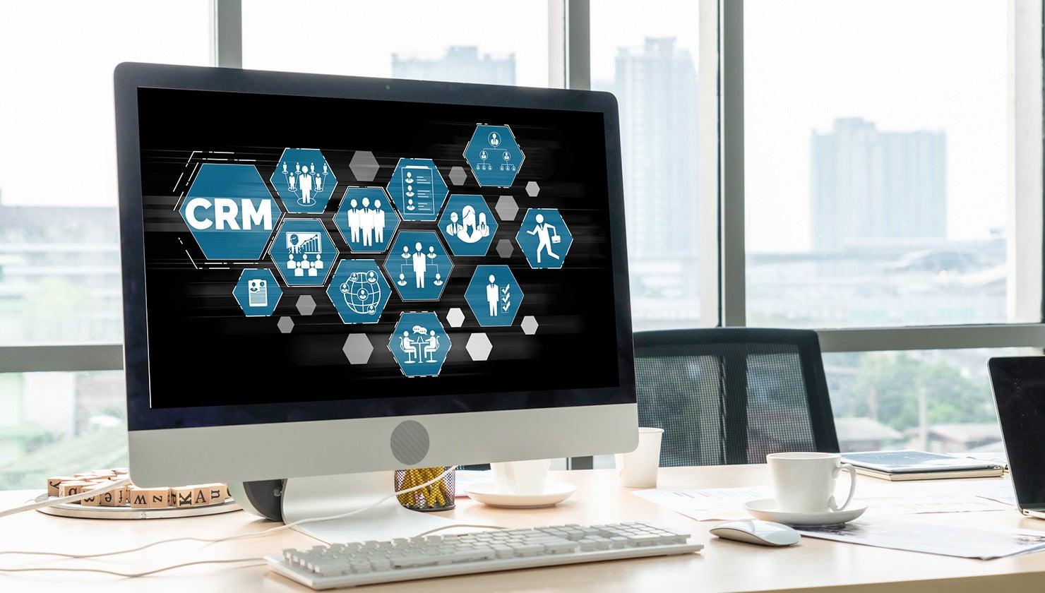CRMツールと名刺管理ツールの違いは？機能とメリット、選び方を解説