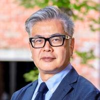 高広 伯彦 氏